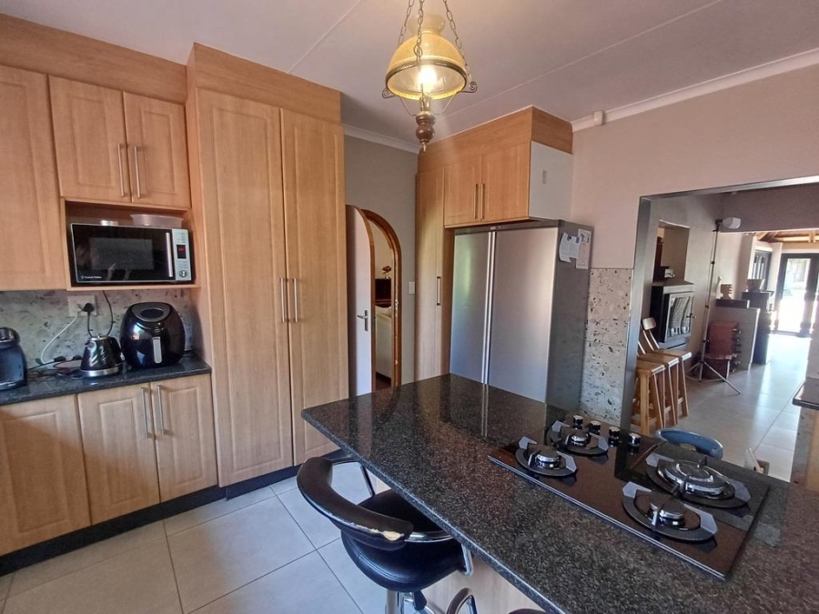 4 Bedroom Property for Sale in Universitas Ridge Free State